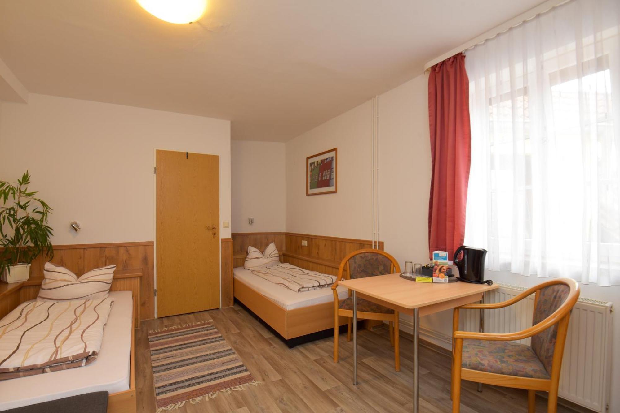 Pension Bergstube Bad Langensalza Esterno foto